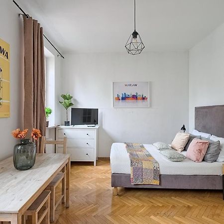 Chic Apartment - Old Town -Cel2 ワルシャワ エクステリア 写真